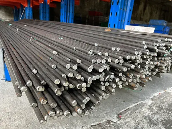 Differences Between Titanium and Stainless Steel